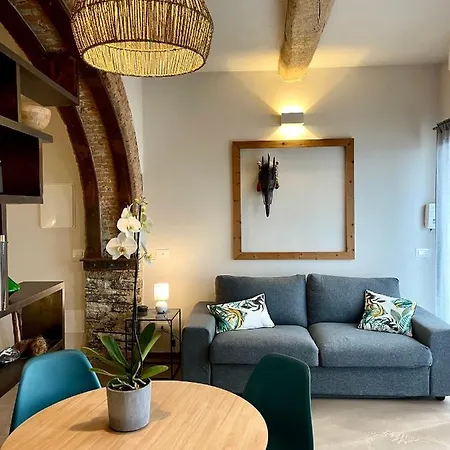 Corallini Luxury Shiro Apartment